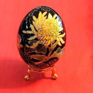 Vintage Porcelain Hand Painted Decorative Black and Gold Floral Egg